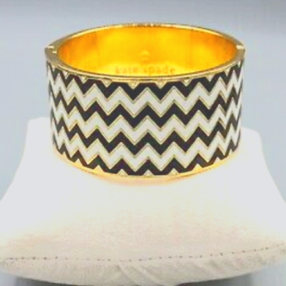 kate spade Jewelry - Beautiful Classic Kate Spade Statement Cuff  in like New condition 🤍🖤🤍🖤